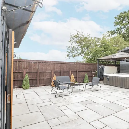 The * Wilton (North Yorkshire)